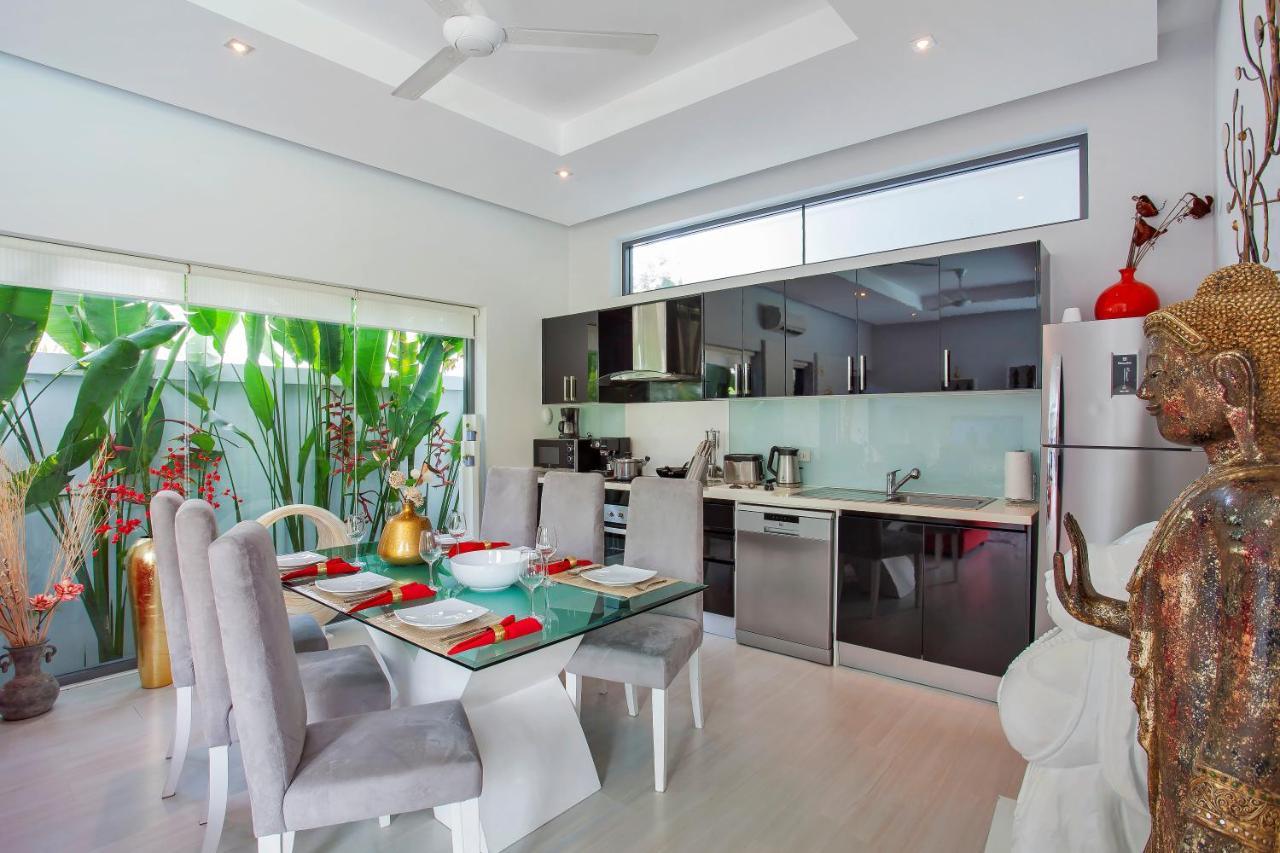 Villa Isawan Rawai Exteriör bild